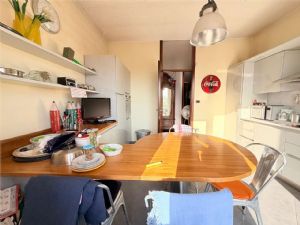 REVIGNANO – DUE CASE IN UNA, INDIPENDENZA E SPAZIO A POCHI MINUTI DA ASTI