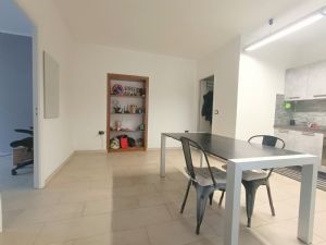 Appartamento trilocale in affitto