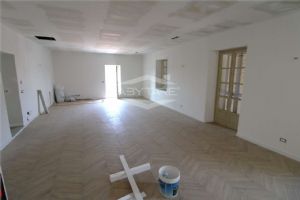 VILLAFRANCA PIEMONTE QUADRILOCALE COMPLETAMENTE RISTRUTTURATO CL A4