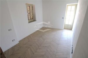 VILLAFRANCA PIEMONTE QUADRILOCALE COMPLETAMENTE RISTRUTTURATO CL A4