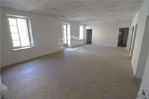 VILLAFRANCA PIEMONTE QUADRILOCALE COMPLETAMENTE RISTRUTTURATO CL A4