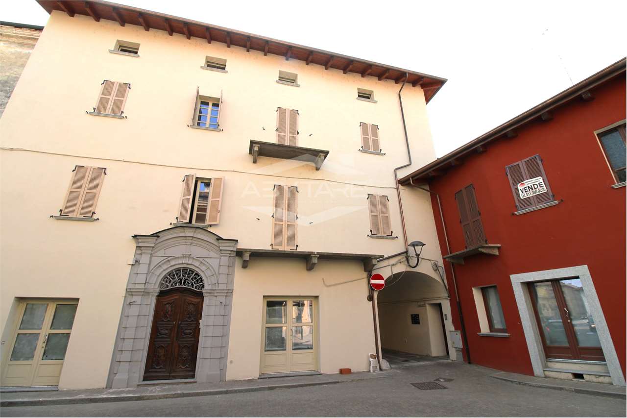VILLAFRANCA PIEMONTE QUADRILOCALE MANSARDATO COMPLETAMENTE RISTRUTTURATO CL A4