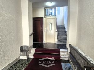 2 locali ristrutturato - libero subito - arredato!