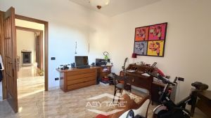 Porzione di casa su due livelli, in bifamiliare