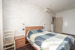 VIA TRIPOLI - BILOCALE CON ARREDO VOLENDO INCLUSO ...