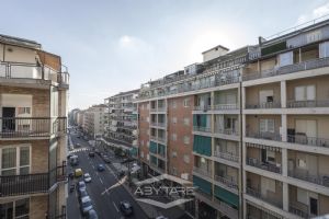 VIA TRIPOLI - BILOCALE CON ARREDO VOLENDO INCLUSO ...