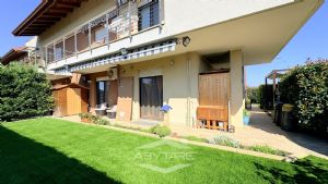 Quadrilocale con giardino in vendita a Carignano