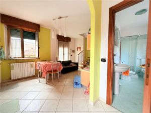Bilocale di Charme su 2 livelli ben arredato