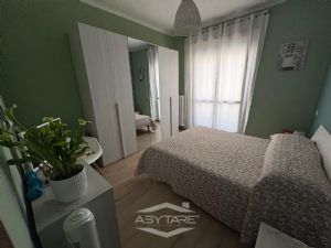 TRILOCALE COMPLETAMENTE RISTRUTTURATO IN PICCOLA PALAZZINA