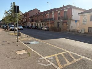 TRILOCALE COMPLETAMENTE RISTRUTTURATO IN PICCOLA PALAZZINA