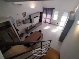 LOFT CON POSTO AUTO
