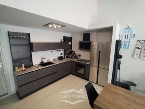 LOFT CON POSTO AUTO
