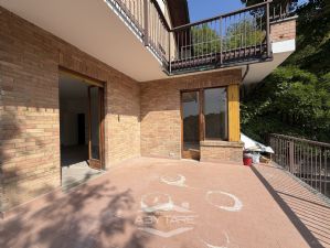 Alloggio in precollina - ristrutturato a nuovo