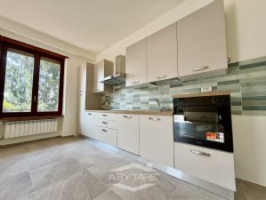 Alloggio in precollina - ristrutturato a nuovo