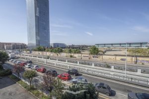 3 locali ristrutturato a nuovo - fronte palazzo regione Piemonte