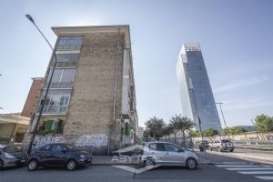 3 locali ristrutturato a nuovo - fronte palazzo regione Piemonte
