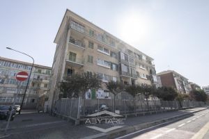 3 locali ristrutturato a nuovo - fronte palazzo regione Piemonte