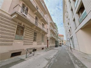 ASTI – QUADRILOCALE IN CENTRO