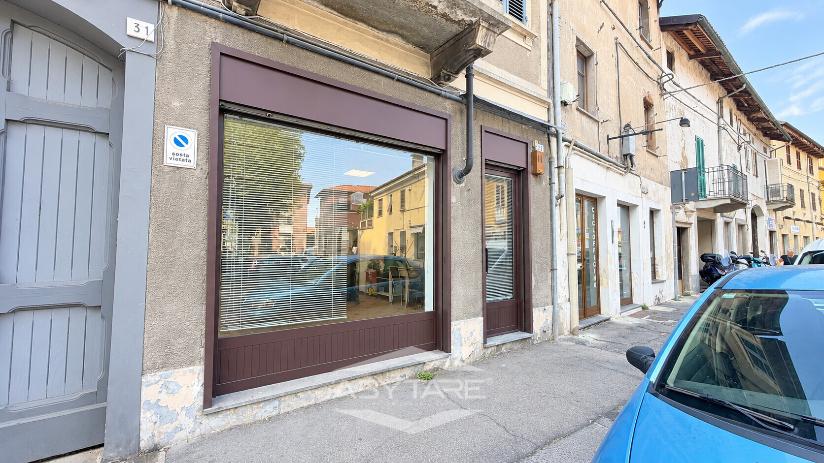 Locale commerciale in vendita a Carignano