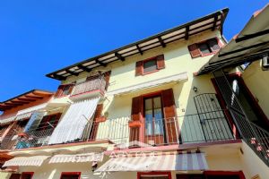 Appartamento bilivello in bifamiliare in vendita a Carignano