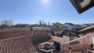 Appartamento bilivello in bifamiliare in vendita a Carignano