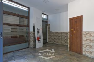 Negozio 4 vetrine Torino, Corso Caio Plinio
