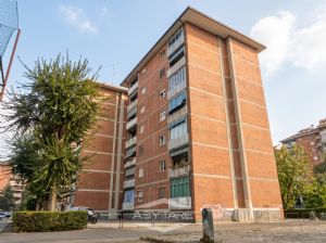 Luminoso quadrilocale per famiglie Mirafiori Sud