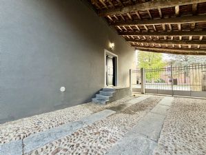 Tenuta a Lombriasco