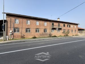 Tenuta a Lombriasco