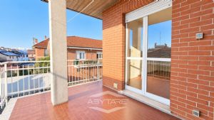 Appartamento quadrilocale con terrazzo in piccolo contesto