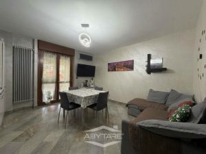 Nichelino, viale Matteotti - vendita 4L con ampio giardino e box auto.
