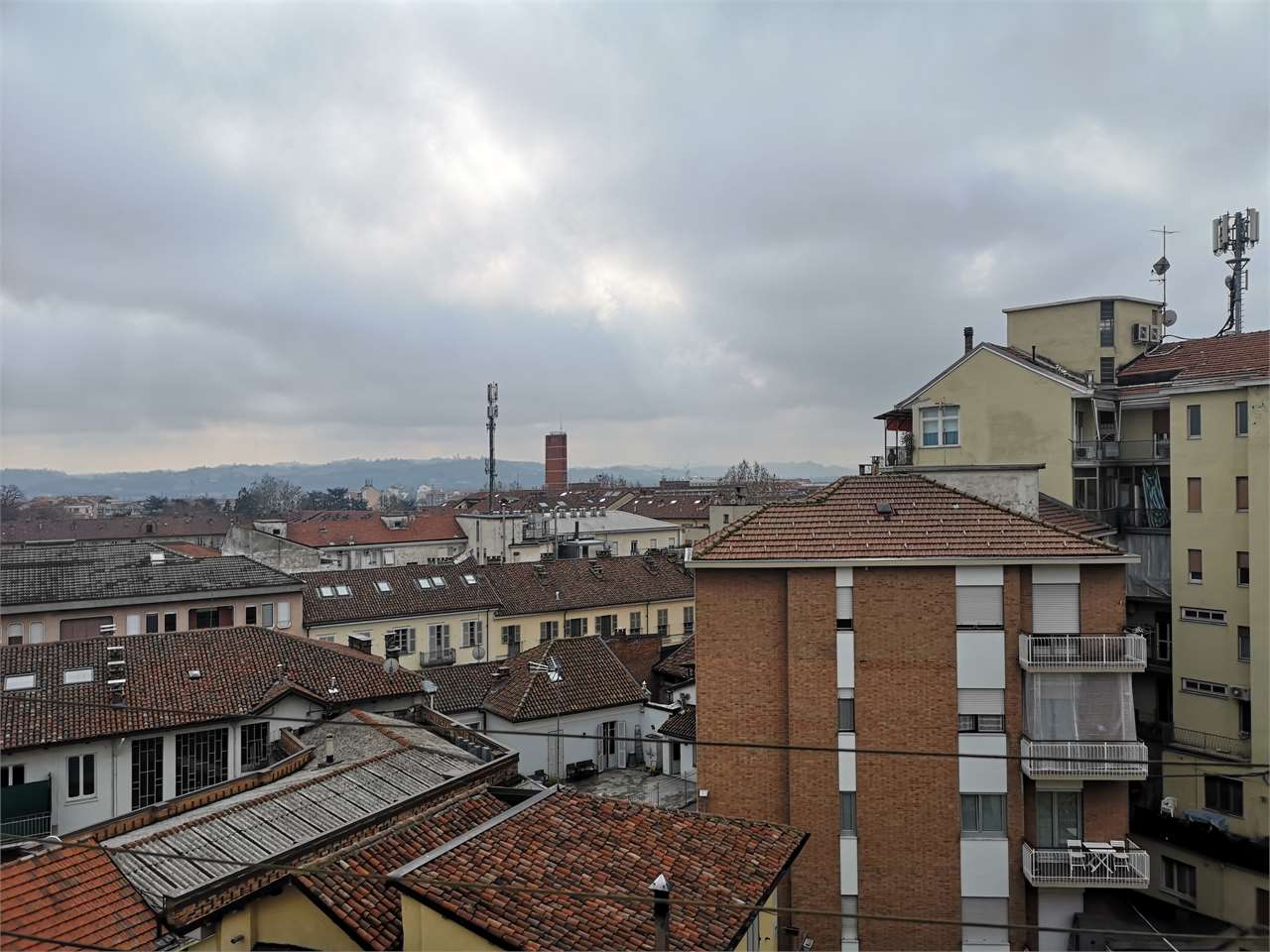 Bilocale panoramico nei pressi di Corso Dante